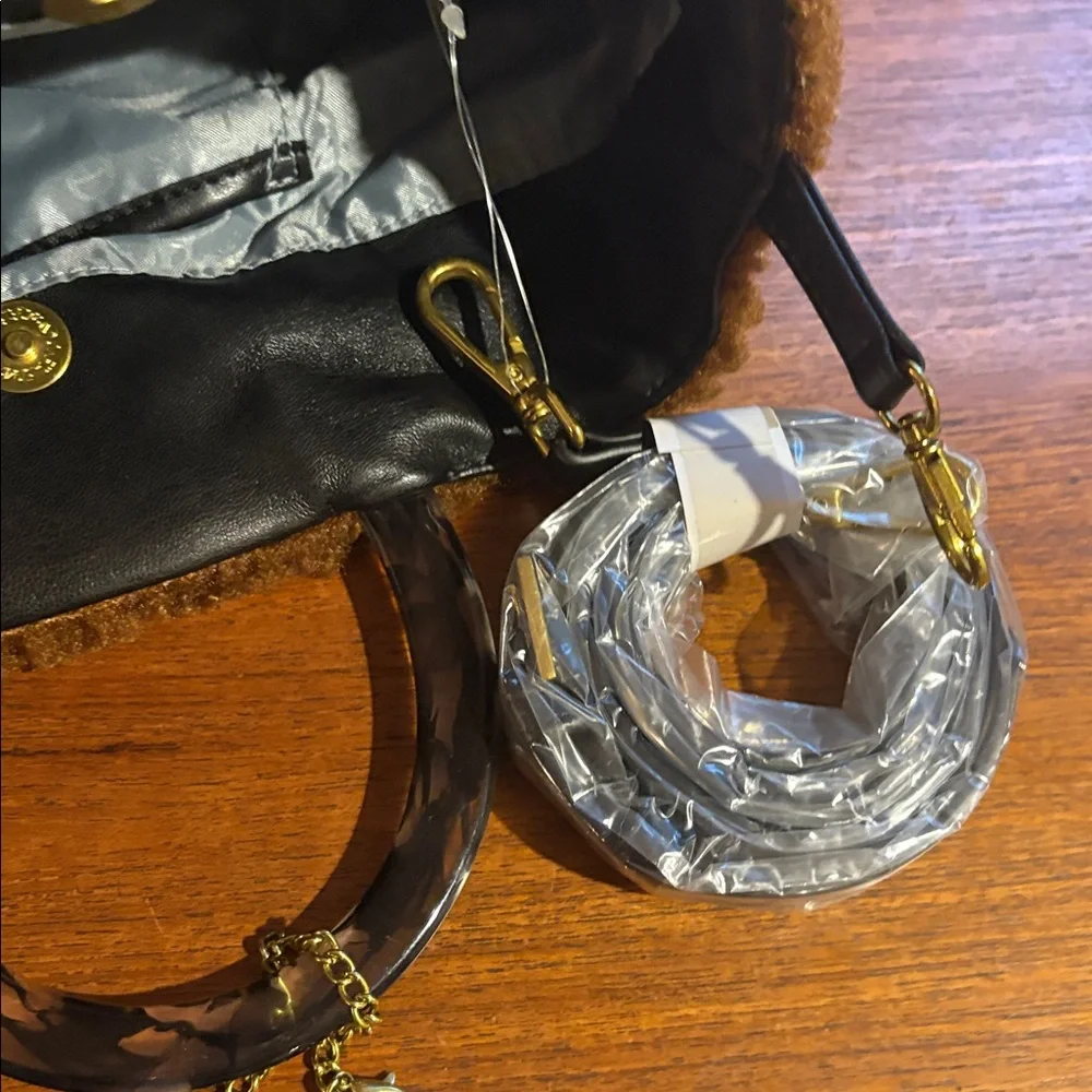 NWT PIXIE MOOD - Small Dumpling Tote in Dark Brown Shearling - Picture 7 of 15